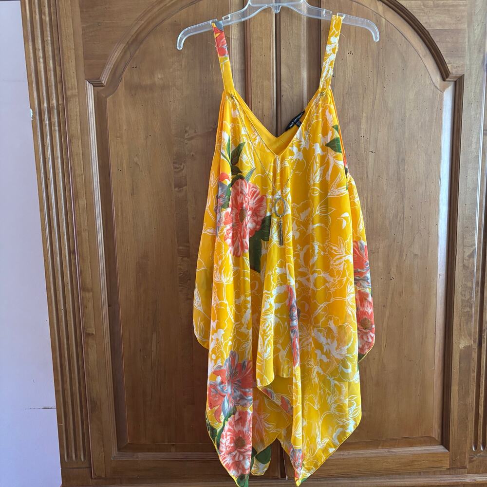 Unique Spectrum sunshine floral flowy tank top asymetrical hi low 2x plus - Picture 2 of 15